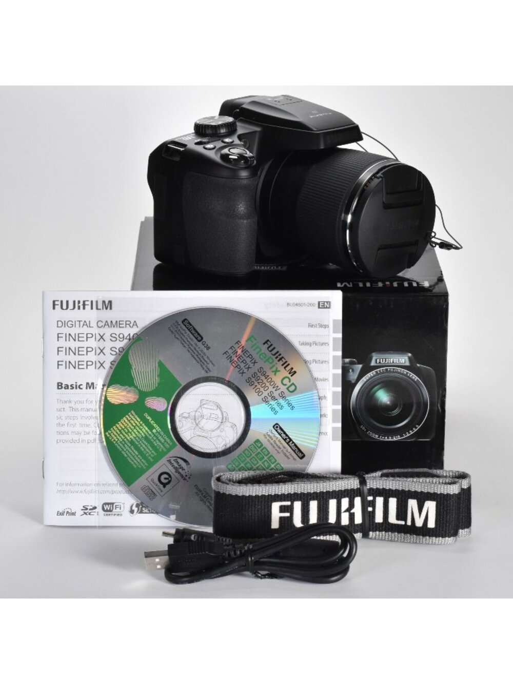 fujifilm finepix s9250 Digital Camera 16.2MP 50x Optical Zoom HD Video MINT